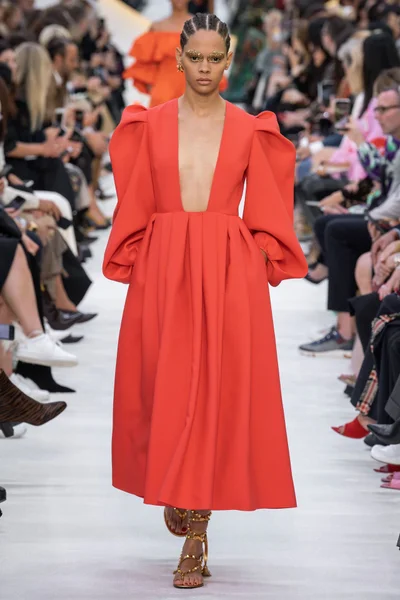 Look 37